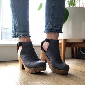 Free People Amber Orchard Clog in Blue